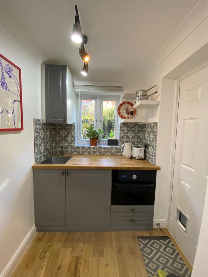 Stylish 1-Bed Studio 런던 외부 사진